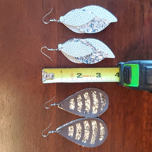 5/$15 2 pairs leather earrings - Picture 4 of 4
